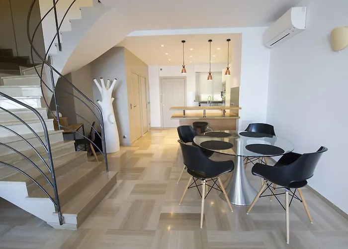 Luxury Apartment Palais Maeterlinck