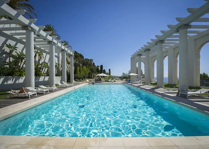 Luxury Apartment Palais Maeterlinck
