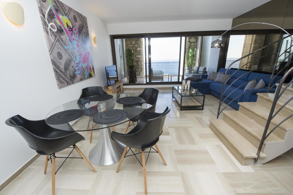 Apartment Luxury Palais Maeterlinck